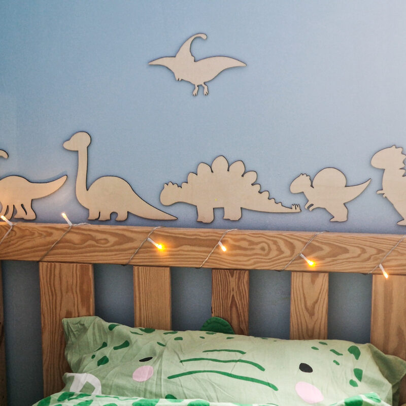 Drewniane ozdoby na ścianę - dinozaury