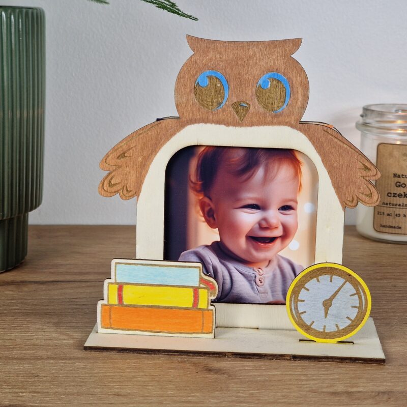 Wyjątkowa ramka na zdjęcia sowa mądra głowa – ręcznie wykonana pamiątka na całe życie